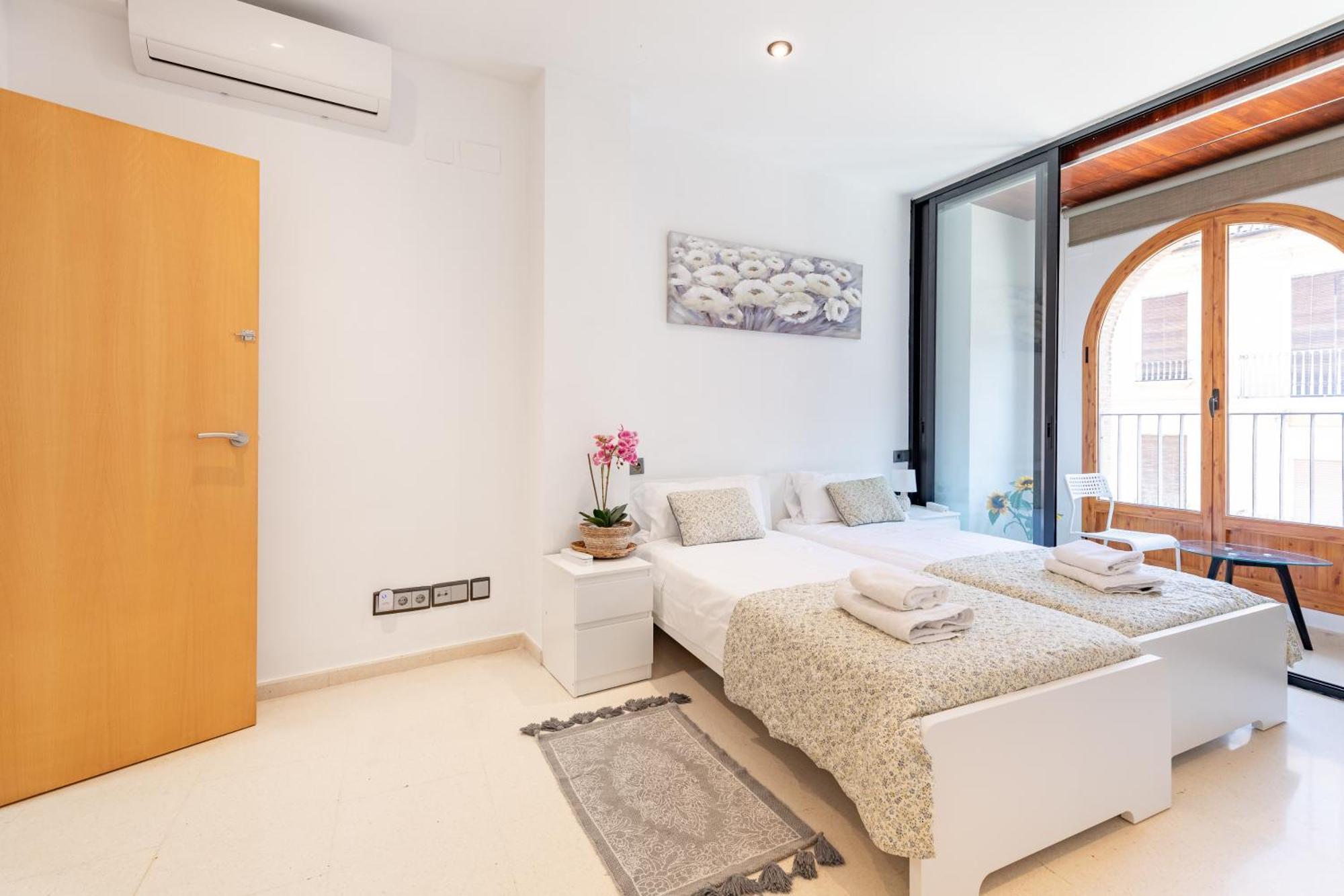 Aparthotel Mediterraneo By Neohotels-Centro 8 Min By Metro バレンシア エクステリア 写真