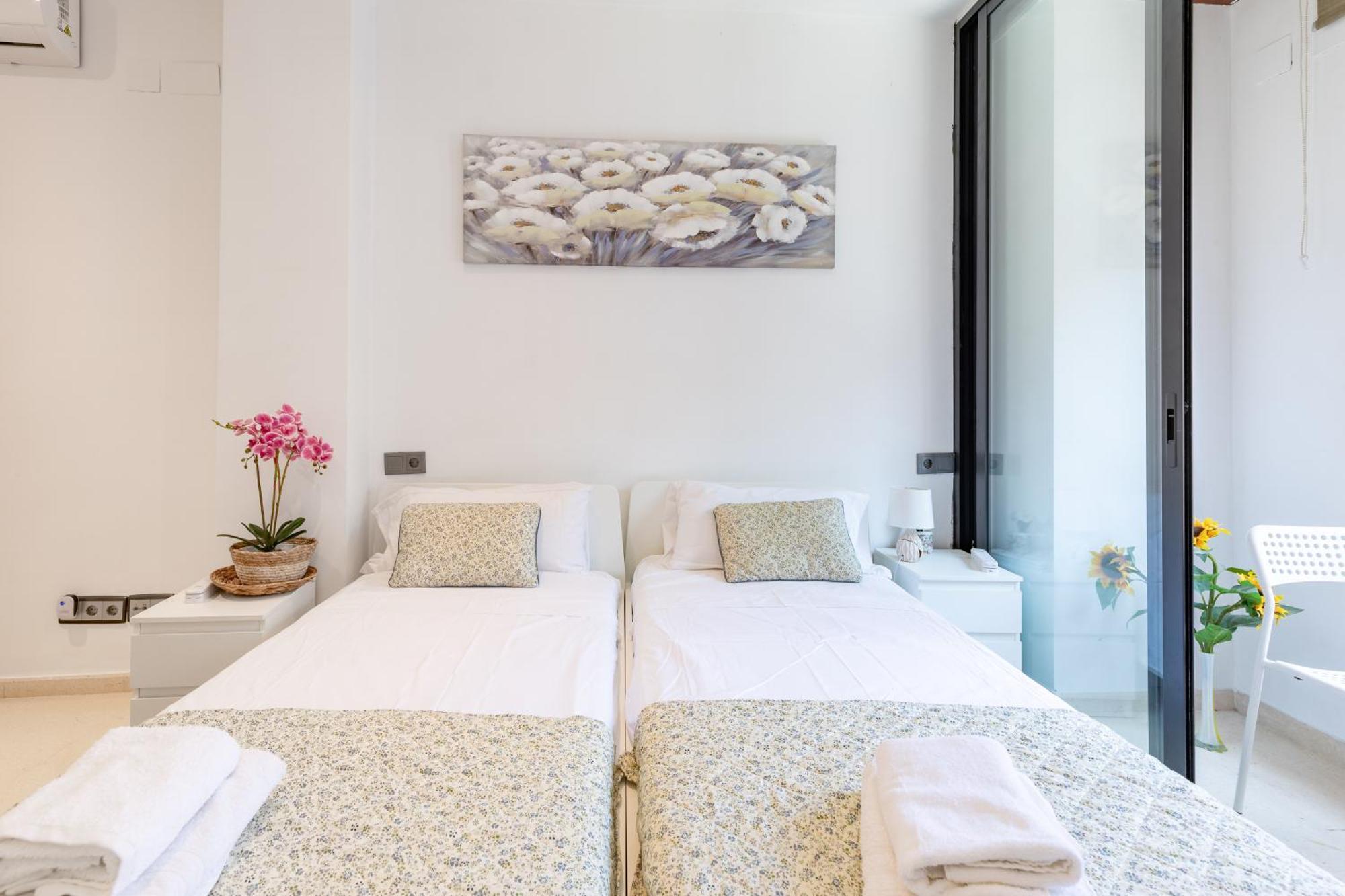 Aparthotel Mediterraneo By Neohotels-Centro 8 Min By Metro バレンシア エクステリア 写真